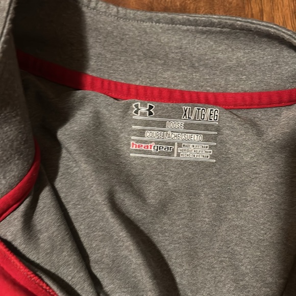 Men’s 1/4 zip pullover - Picture 3 of 5